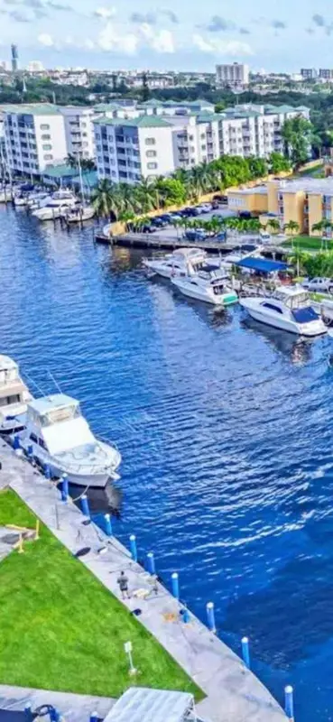 Dock Slip Available in Miami River for Boat up to 50” Footer