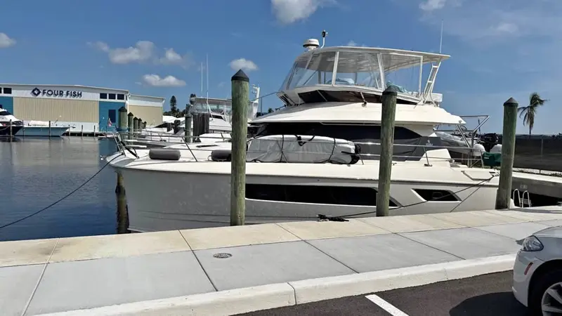 Wet slip for boat up to 45’