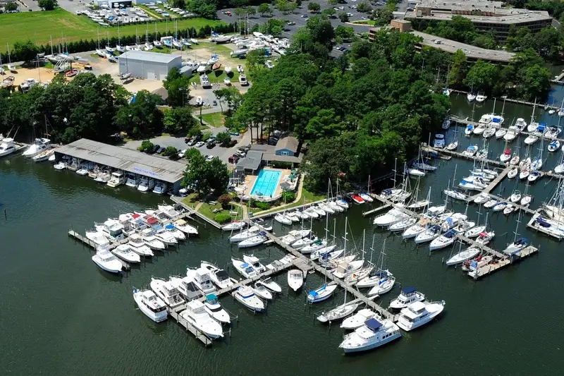 Spring Cove Marina
