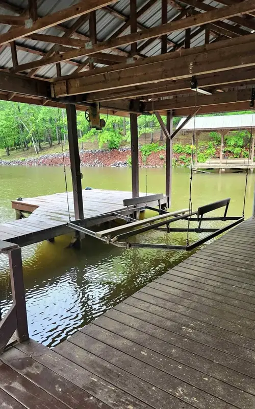 24' Covered boat slip for rent with lift and power - for bass boat Located on Weiss Lake, Centre, AL