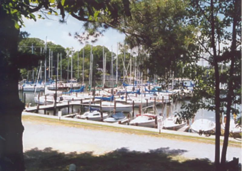 Holiday Hill Marina