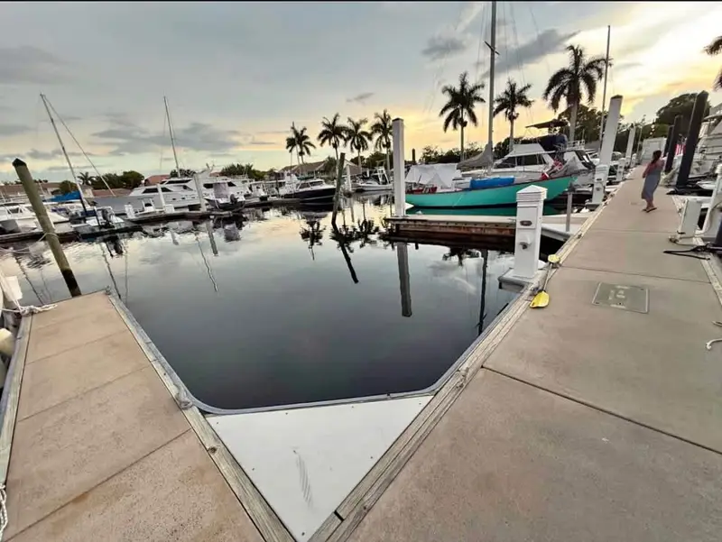44′×28′ Liveaboard Boat Slip for Rent - Naples, FL - Ideal for Catamaran