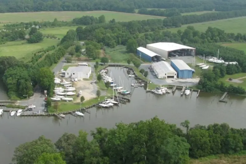 Dickerson Harbor Boatyard