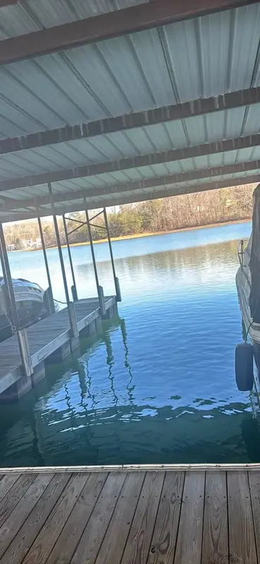 24-30ft Covered Boat Wet Slip