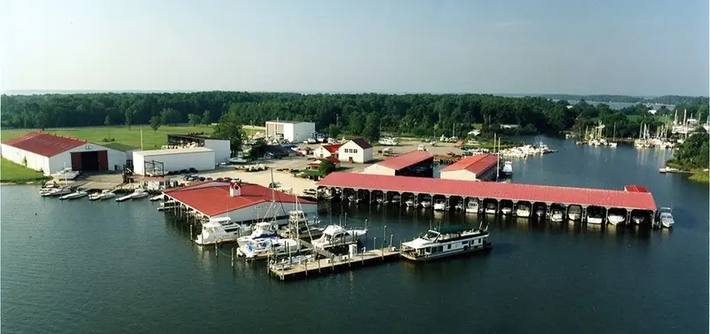 Nomad Norview Marina