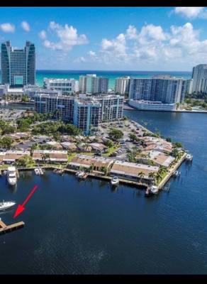 Boat Dock For Rent in Hallandale, Florida