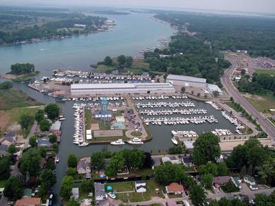Algonac Harbour Club