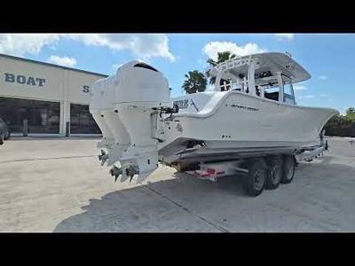 2021 Sportsman Open 352 Center Console