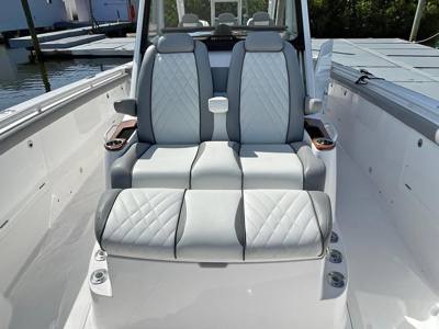 2021 Everglades 395 Center Console