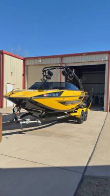 2015 Moomba Mondo