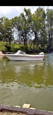 BOAT FOR SALE – RUNS & HAS TITLE! 🚤
