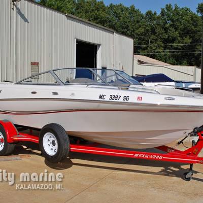 2002 Four Winns H200