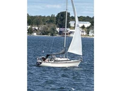 31' Dufour 3800