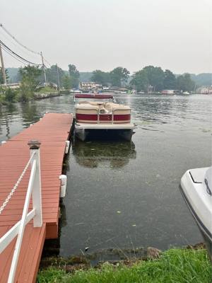 2009 Bennington Pontoon