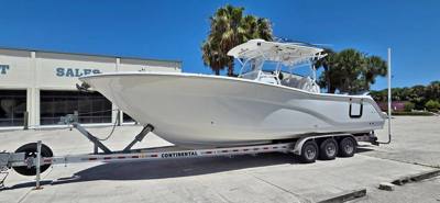 2021 Sea Fox 328 Commander