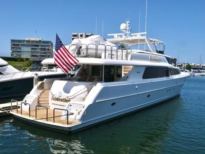 2000 Westport 112'