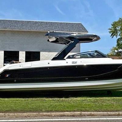 2026 Cobalt R31 Outboard Coastal Edition Bowrider