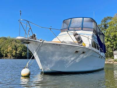 1991 SELLER FINANCING -Massive & Elegant EGG HARBOR DUAL STATEROOM POWER YACHT this is your opportunity to achieve a 150k yacht for under 40k