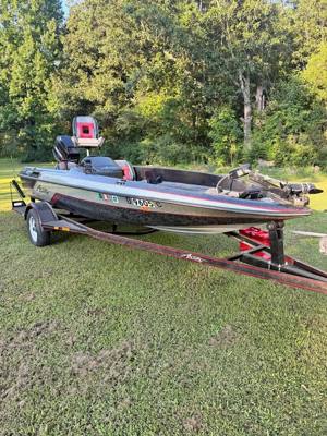 2000 Astro S-17B