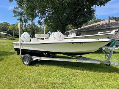17’2 flats boat