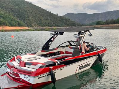 2019 Malibu 23 LSV - Only 270 Hours - Loaded