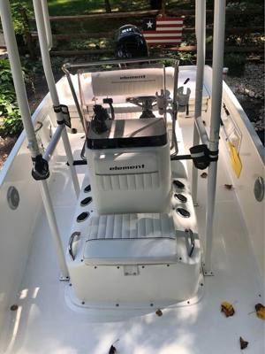 Bayliner F18
