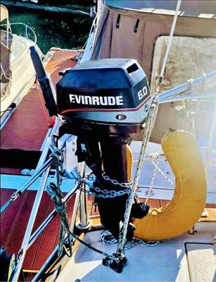 Sailboat Danielle with Evinrude 6.0 Outboard 52 foot long 1980 th