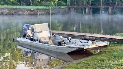 1998 23ft Aluminum boat