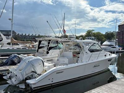 2025 PURSUIT 325 OFFSHORE