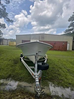 2011 MayCraft 18'-8" CC