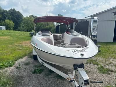 2000 Yamaha LS2000 270 twin engine jet boat open bow jetboat 20 foot twin engine