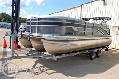 2023 Lowe SS210