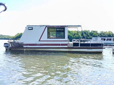 1991 Aqua Cruiser catamaran style pontoon