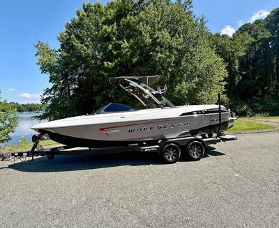 2014 Malibu Wakesetter 23 LSV