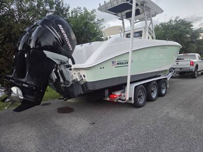 Boat 2007 27 feet Redone 2023 Beautiful 900 hours