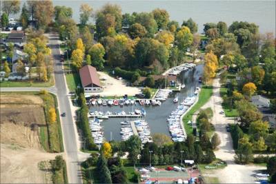 Cooks Bay Marina