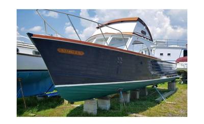 1968 Johnson Brothers sea skiff w/fly bridge