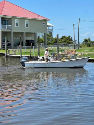 20 ft center console crab boat