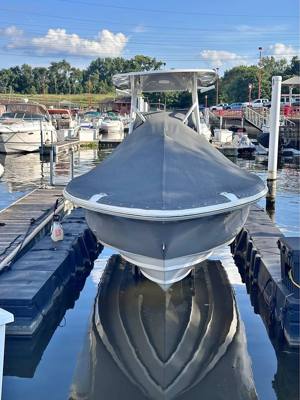 2020 Pioneer 222 Islander
