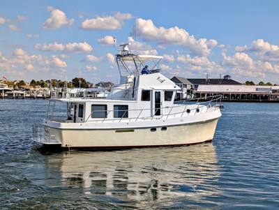 2015 American Tug 435 Trawler