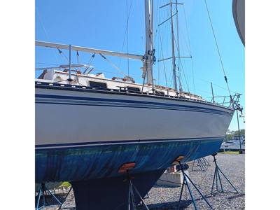 33' Endeavor 33 sloop