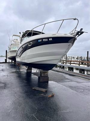 2016 Crownline 26ft boat