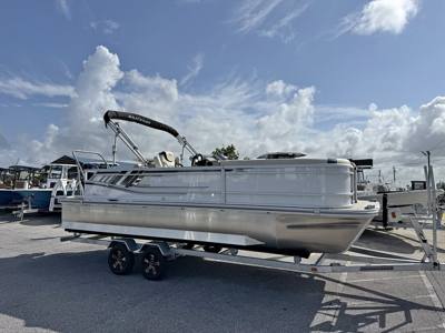 2026 SunCatcher Select Series 322SL-YAMAHA VF175 SHO 🤘 0 Hours