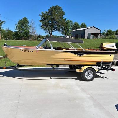 1958 Cruisers Inc. Holiday 250