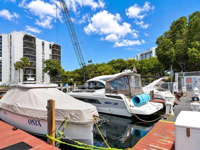 35ft Boat Slip / Dock for Rent