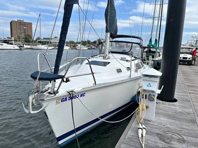1993 Hunter 30 Sailboat