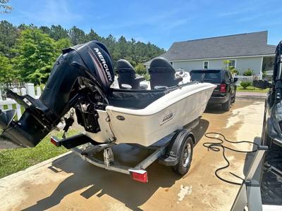 2018 Boston Whaler 150 Supersport