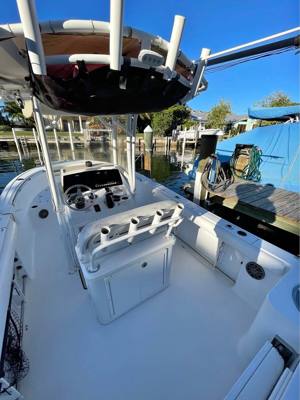 2016 Sportsman 23’ Center Console “232 Open”