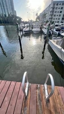 Dock Slip Available in Miami River All incluided