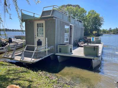 Houseboat